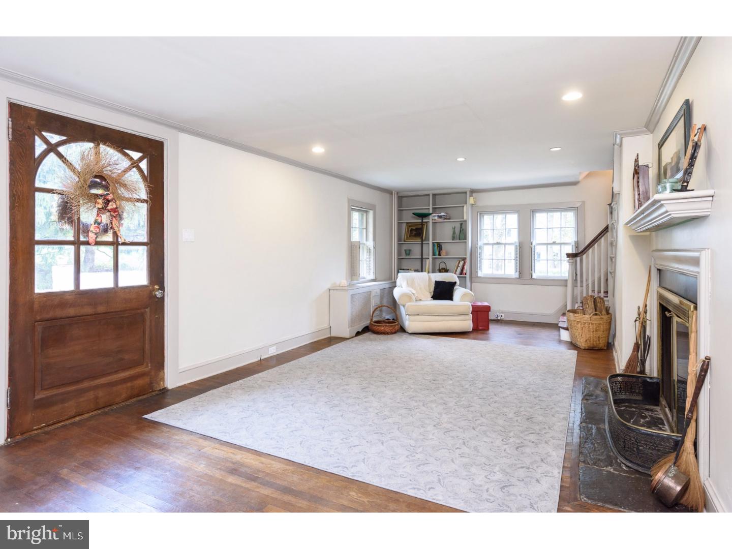 660 Richards Road Wayne, PA 19087 - Photo 4 of 25
