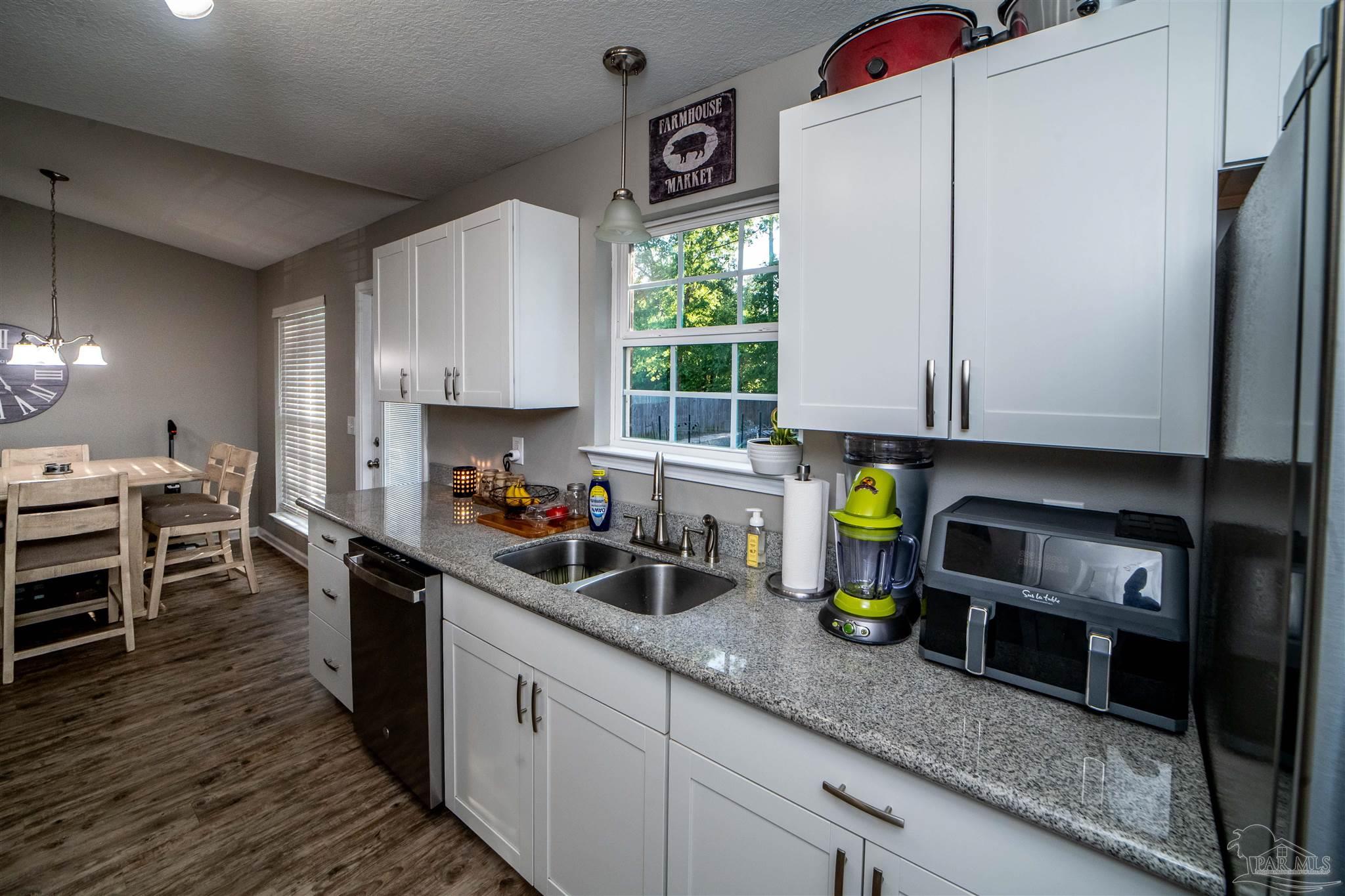 7201 Pro Lane Milton, FL 32570 - Photo 13 of 33