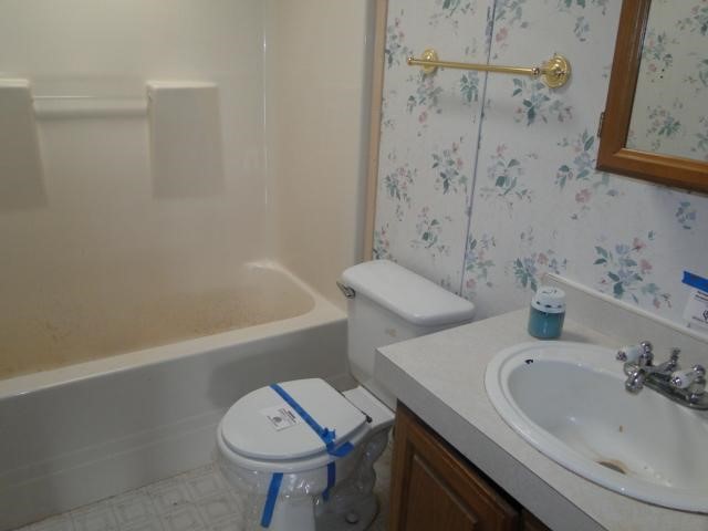 5070 West Carpenter Road Flint, MI 48504 - Photo 13 of 16