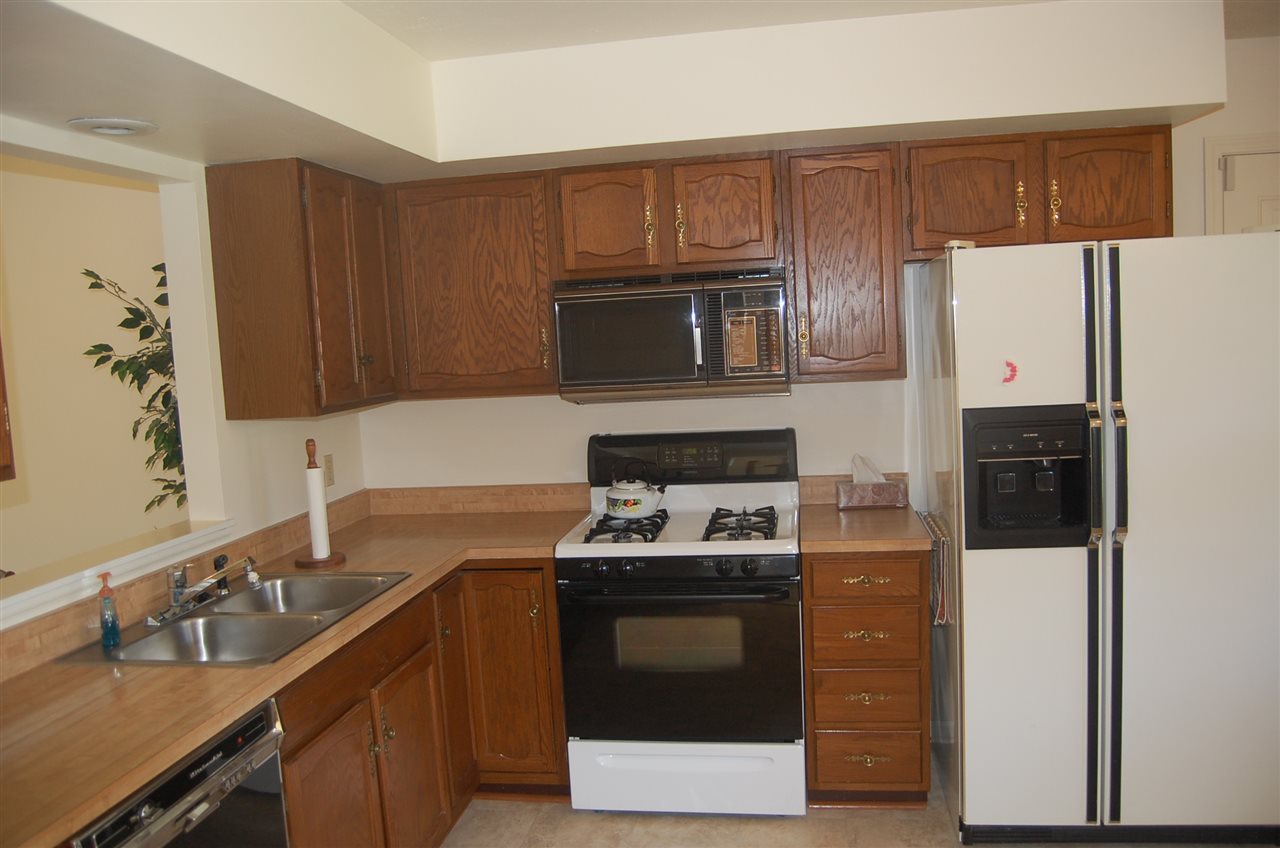 4603 Rivers Edge Drive Mishawaka, IN 46544 - Photo 10 of 30 Gallery Image 10