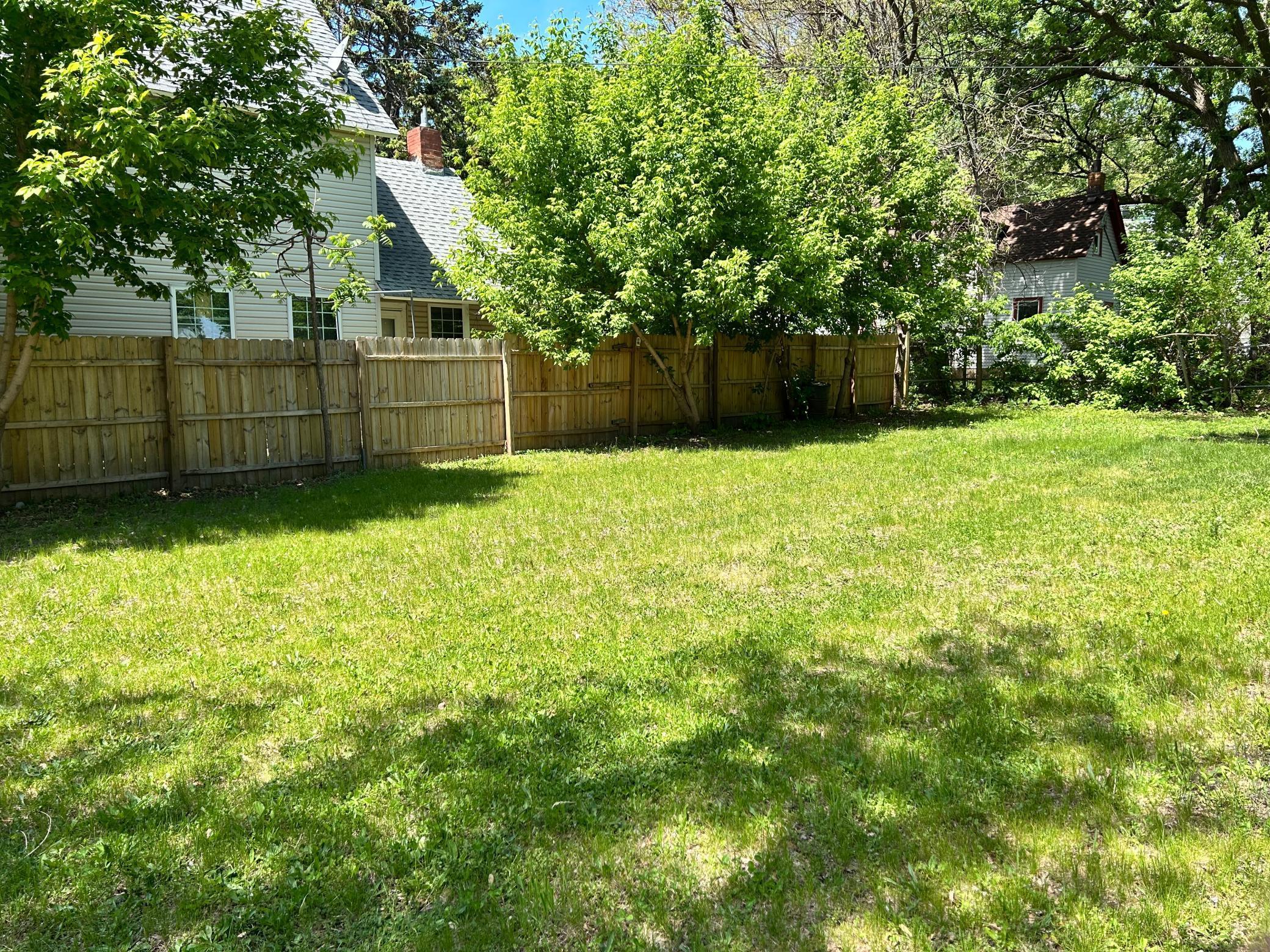 422 North 33rd Avenue Minneapolis, MN 55412 - Photo 7 of 10