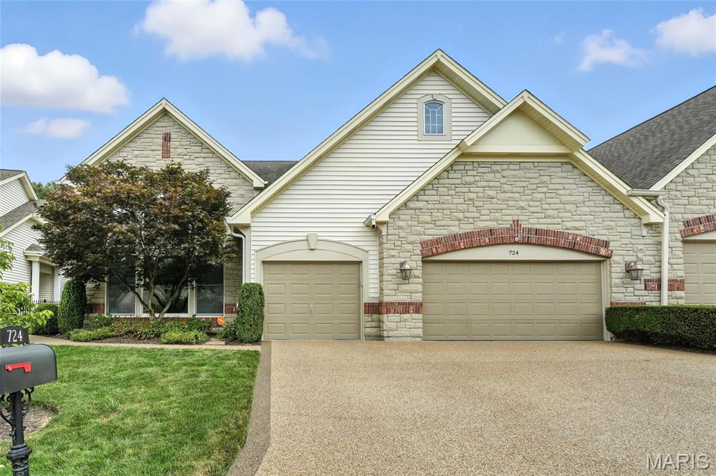 724 Stonebluff Court Chesterfield, MO 63005 - Photo 1 of 42