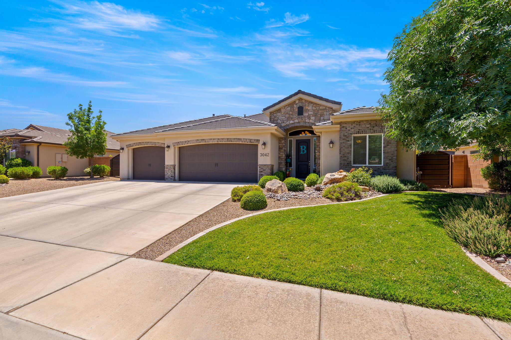3042 3230 S Street St. George, UT 84790 - Photo 2 of 35 4-web-or-mls-3042 E. 3230 S.-24