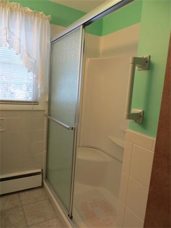 28 Brewster Road Worcester, MA 01602 - Photo 8 of 16 Gallery Image 8
