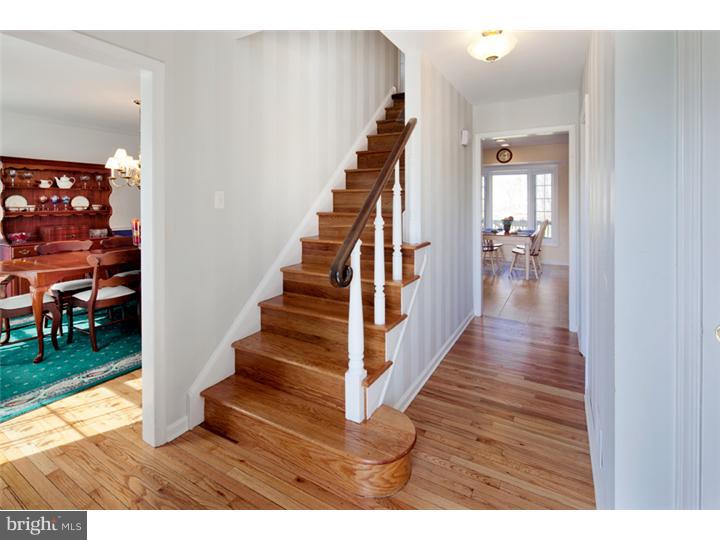421 Ballytore Road Wynnewood, PA 19096 - Photo 2 of 19 Foyer