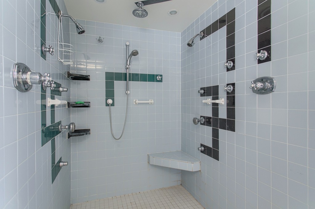 10 Cliff Road Chelmsford, MA 01824 - Photo 24 of 27 Gallery Image 24