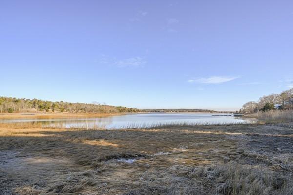 44 Warren Point Road Wareham, MA 02571 - Photo 20 of 23 Gallery Image 20