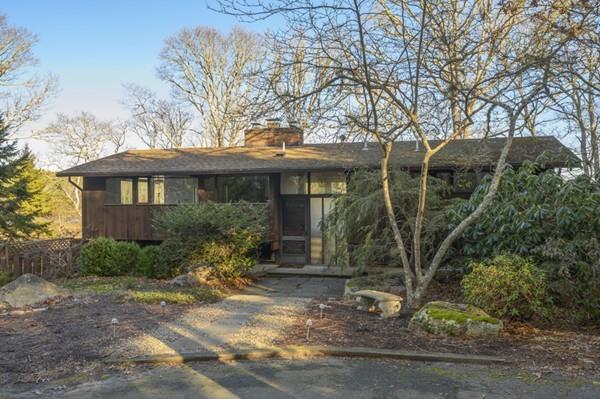 44 Warren Point Road Wareham, MA 02571 - Photo 2 of 23 Gallery Image 2