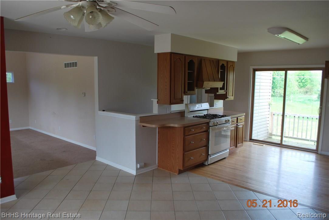 10418 West Sargent Road Fowlerville, MI 48836 - Photo 32 of 37 a sargent (25).JPG