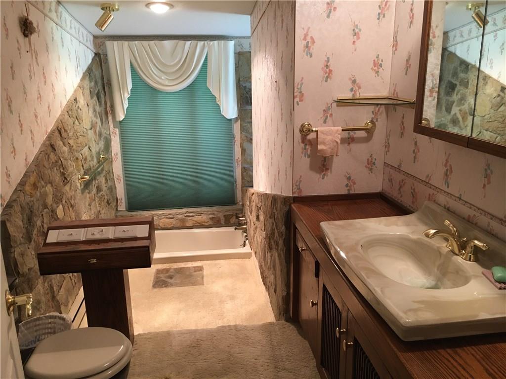 327 Chapel Road Aliquippa, PA 15001 - Photo 10 of 17 Gallery Image 10
