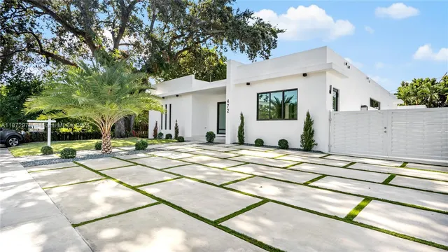 a view of a white building