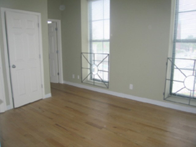 903 Main Street, Unit H Lafayette, IN 47901 - Photo 6 of 9