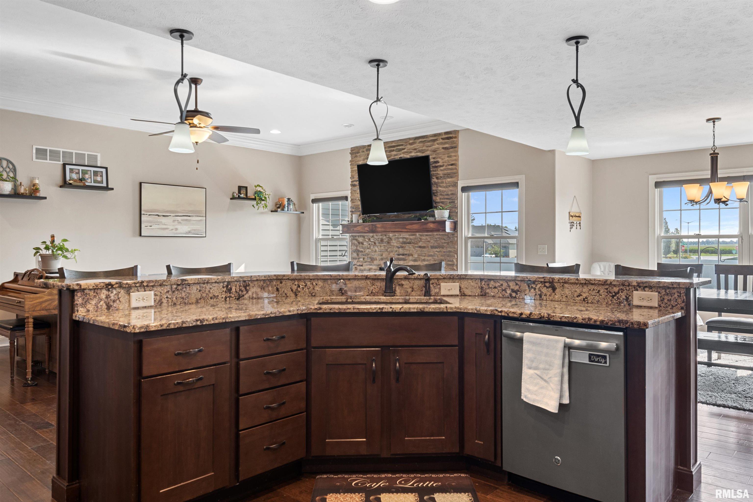2800 Buckskin Trail Springfield, IL 62711 - Photo 15 of 42 Gallery Image 15