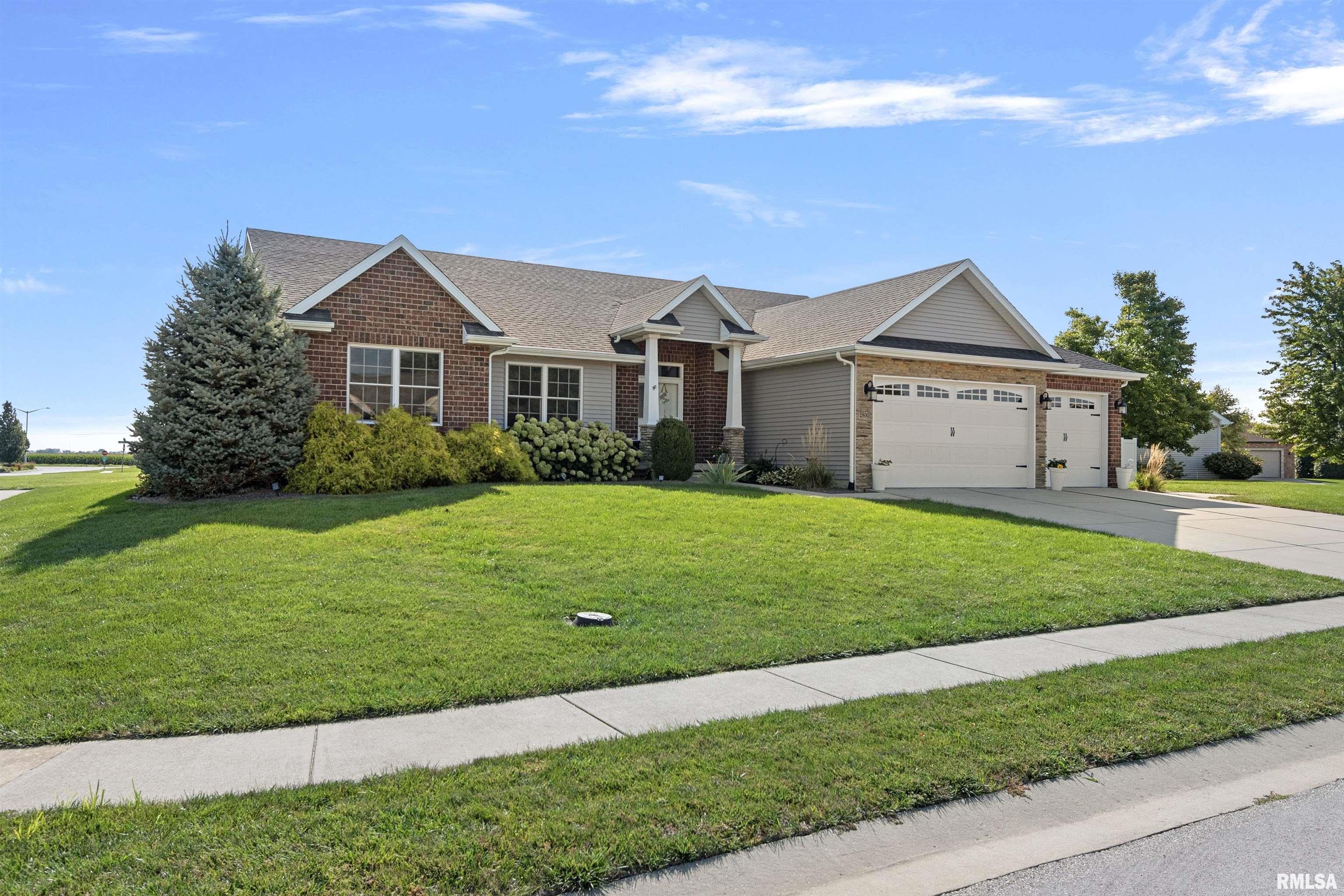 2800 Buckskin Trail Springfield, IL 62711 - Photo 2 of 42 Gallery Image 2