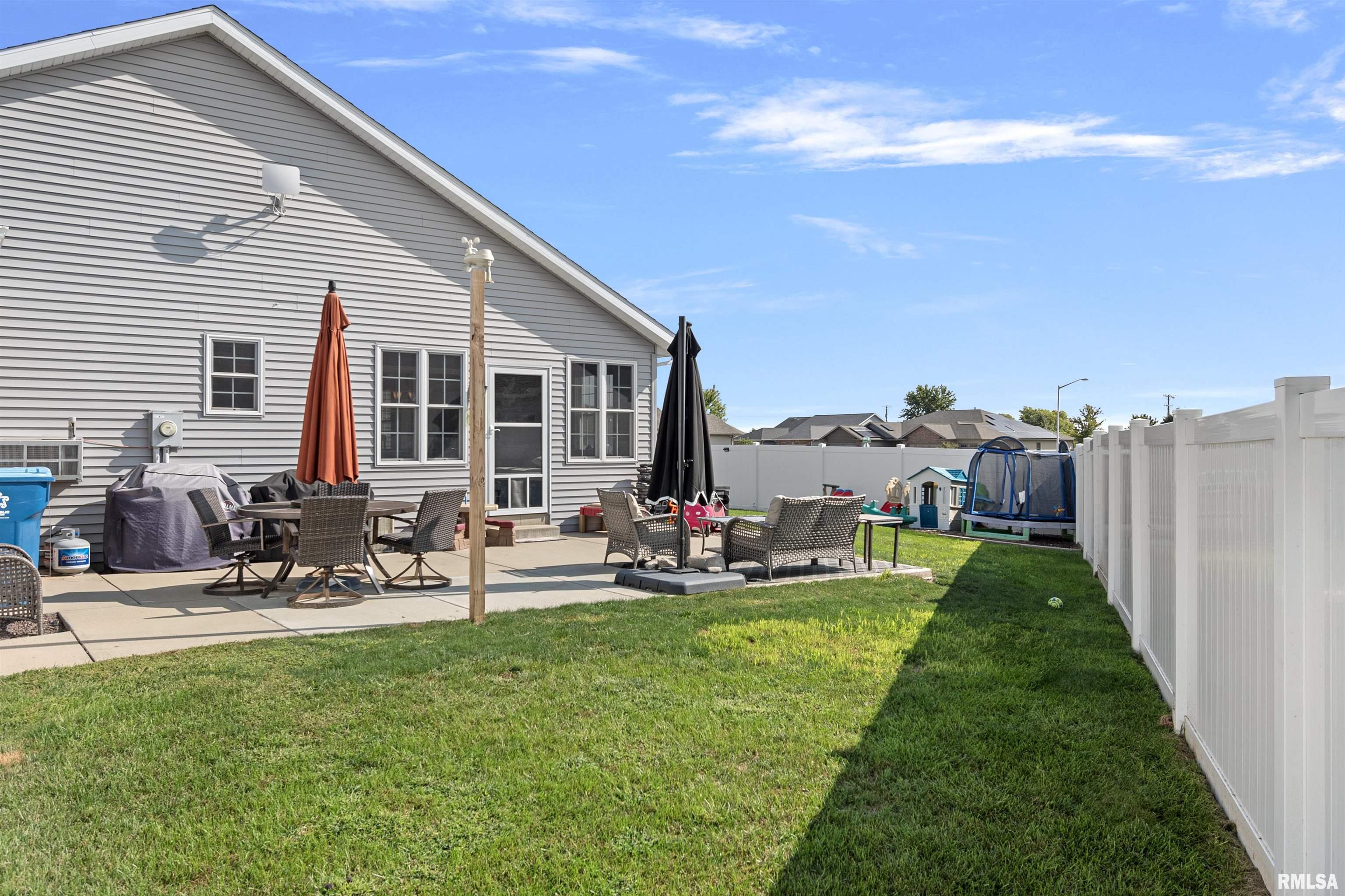 2800 Buckskin Trail Springfield, IL 62711 - Photo 38 of 42 Gallery Image 38