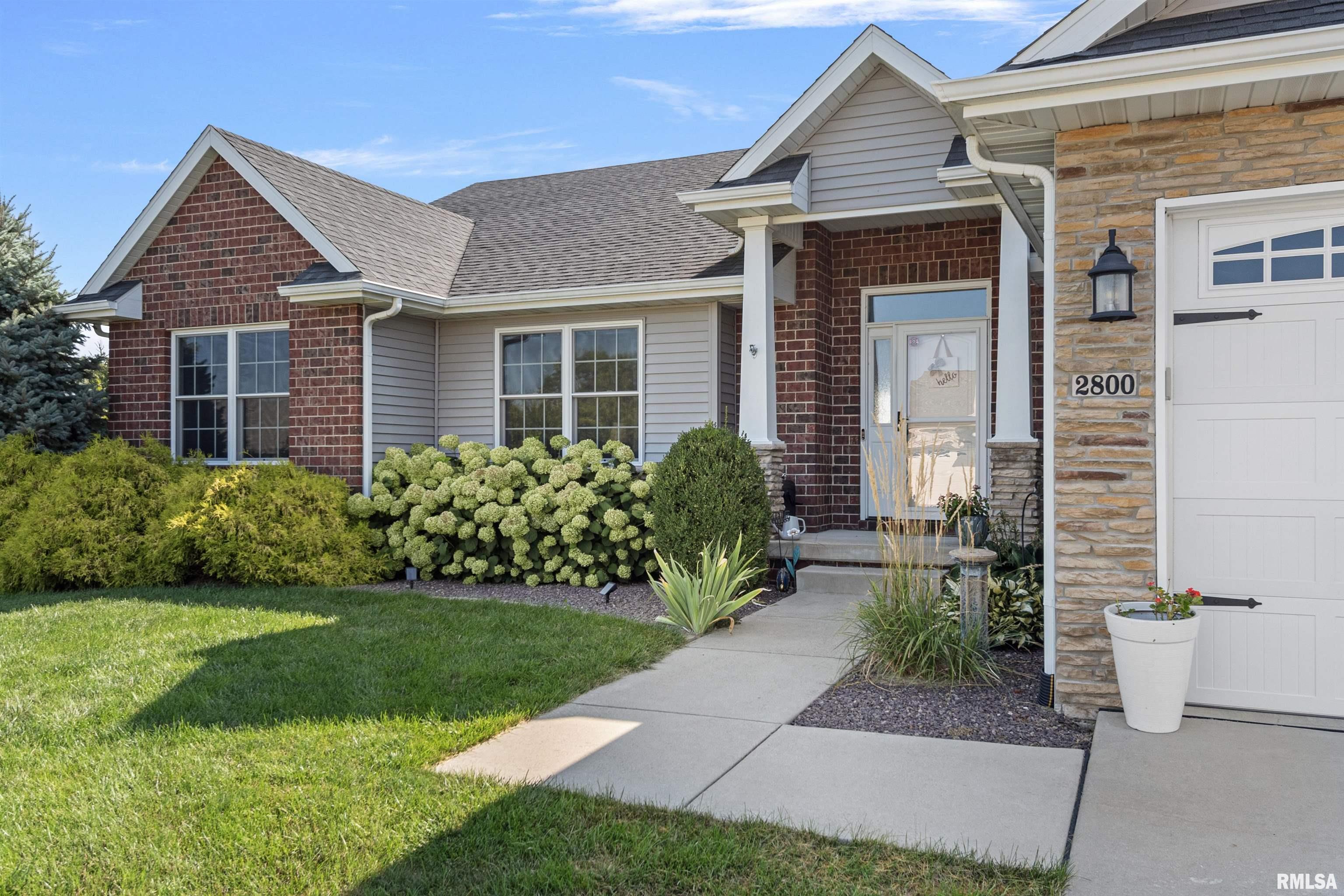2800 Buckskin Trail Springfield, IL 62711 - Photo 4 of 42 Gallery Image 4