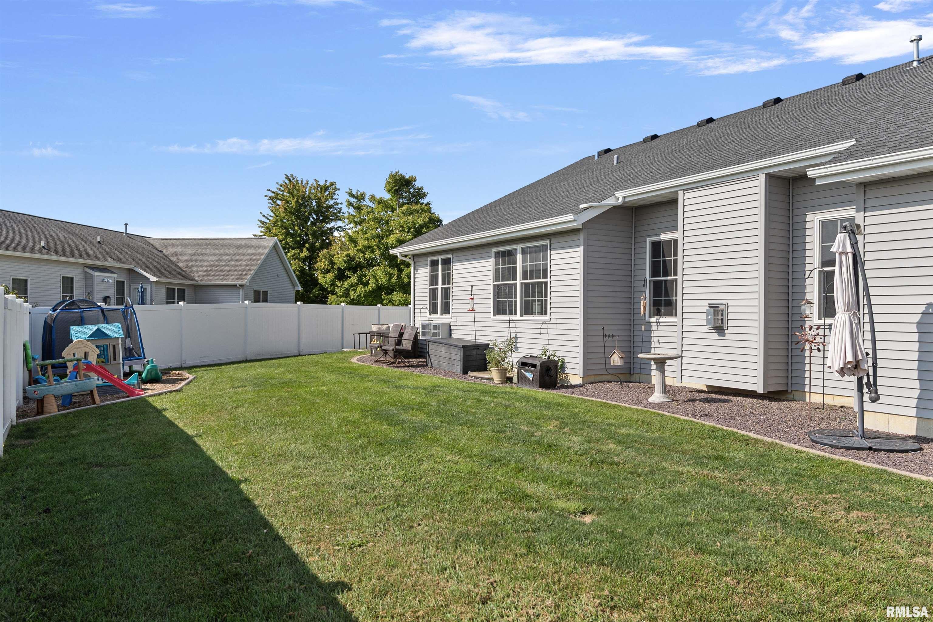 2800 Buckskin Trail Springfield, IL 62711 - Photo 41 of 42 Gallery Image 41