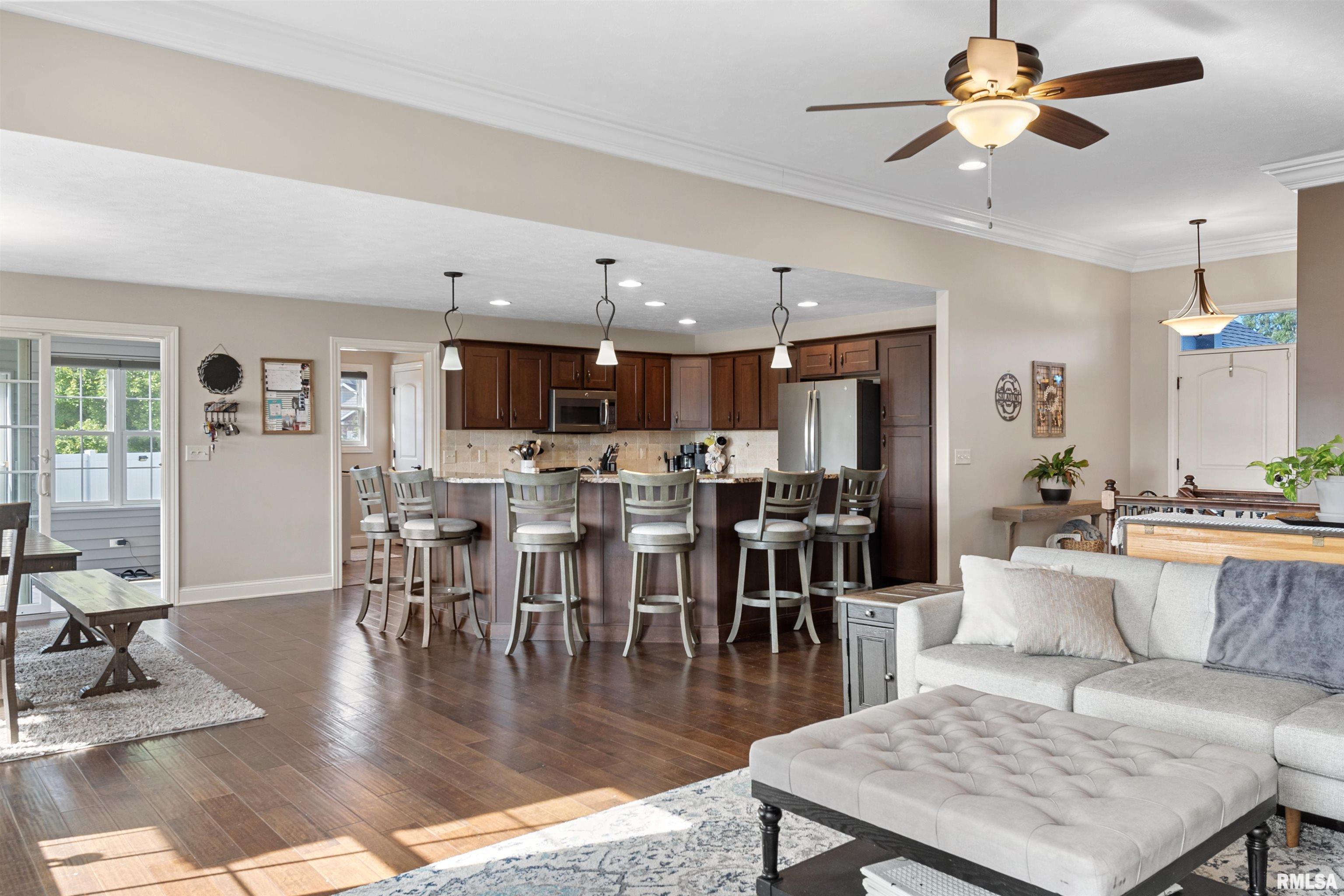 2800 Buckskin Trail Springfield, IL 62711 - Photo 8 of 42 Gallery Image 8