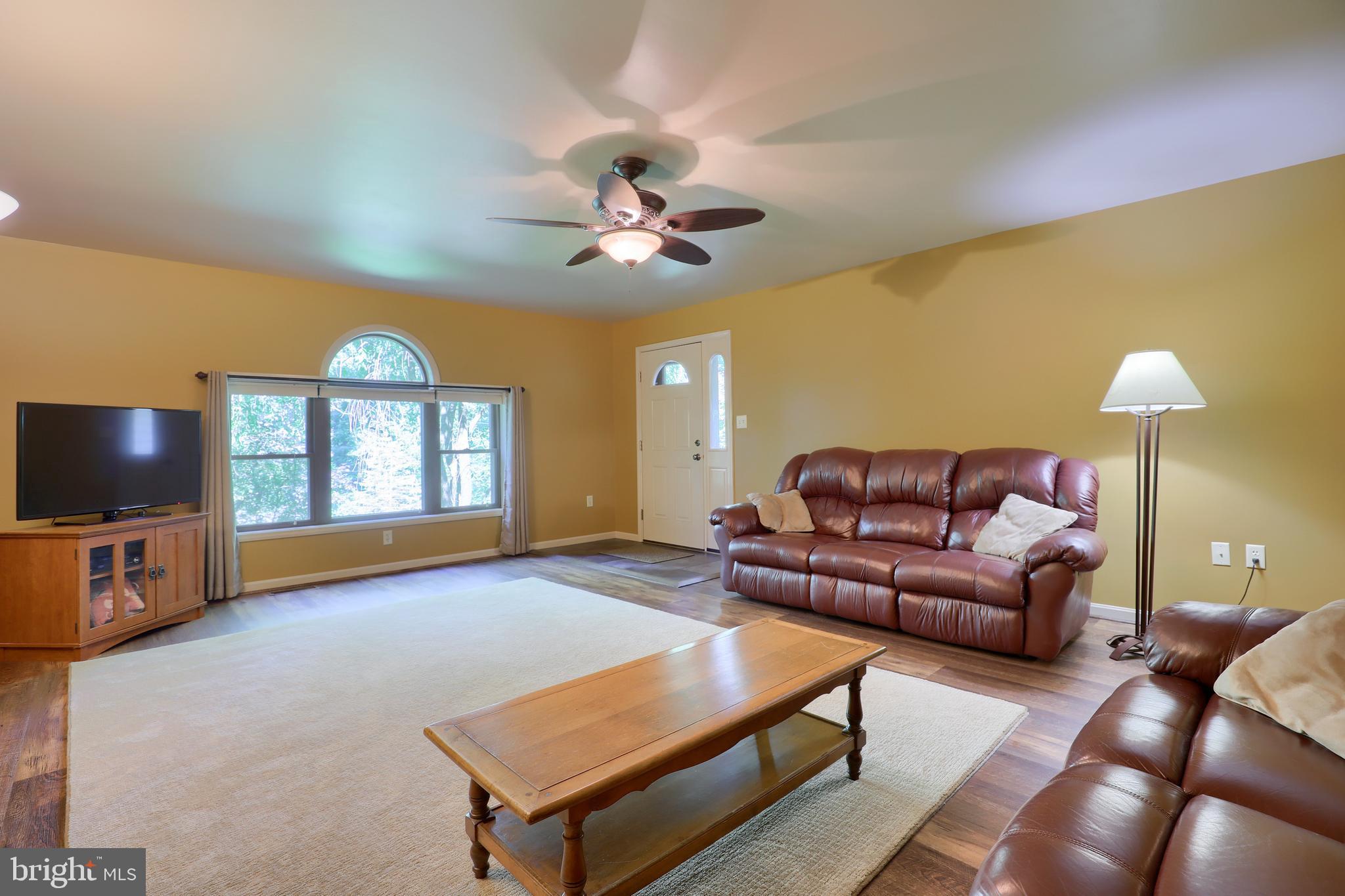 1293 Seglock Road Stevens, PA 17578 - Photo 8 of 48