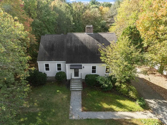 $875,000 | 96 North Road, North Hampton, NH 03862