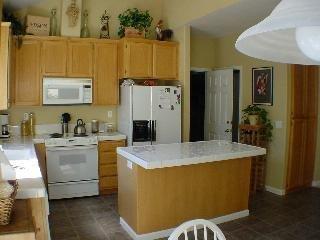 2418 Bramble Way Santa Rosa, CA 95403 - Photo 4 of 7 Gallery Image 4