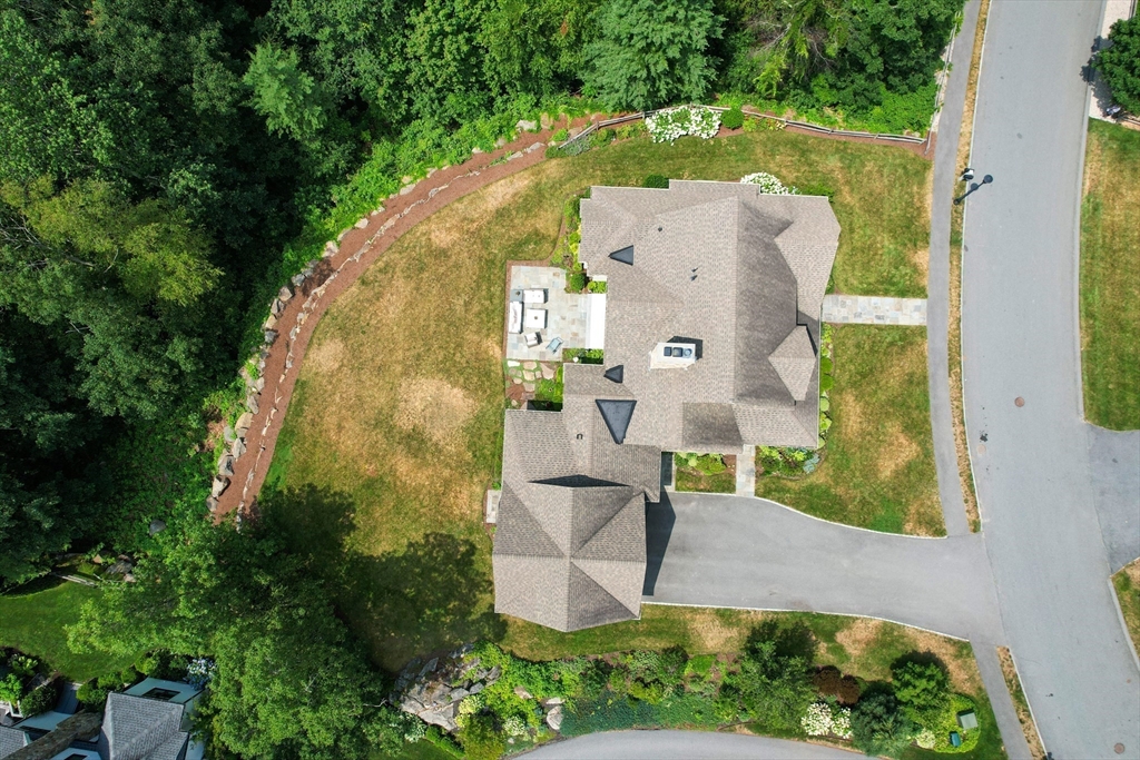 27 Whitehall Circle Beverly, MA 01915 - Photo 38 of 42 an aerial view of a house with outdoor space and a lake view