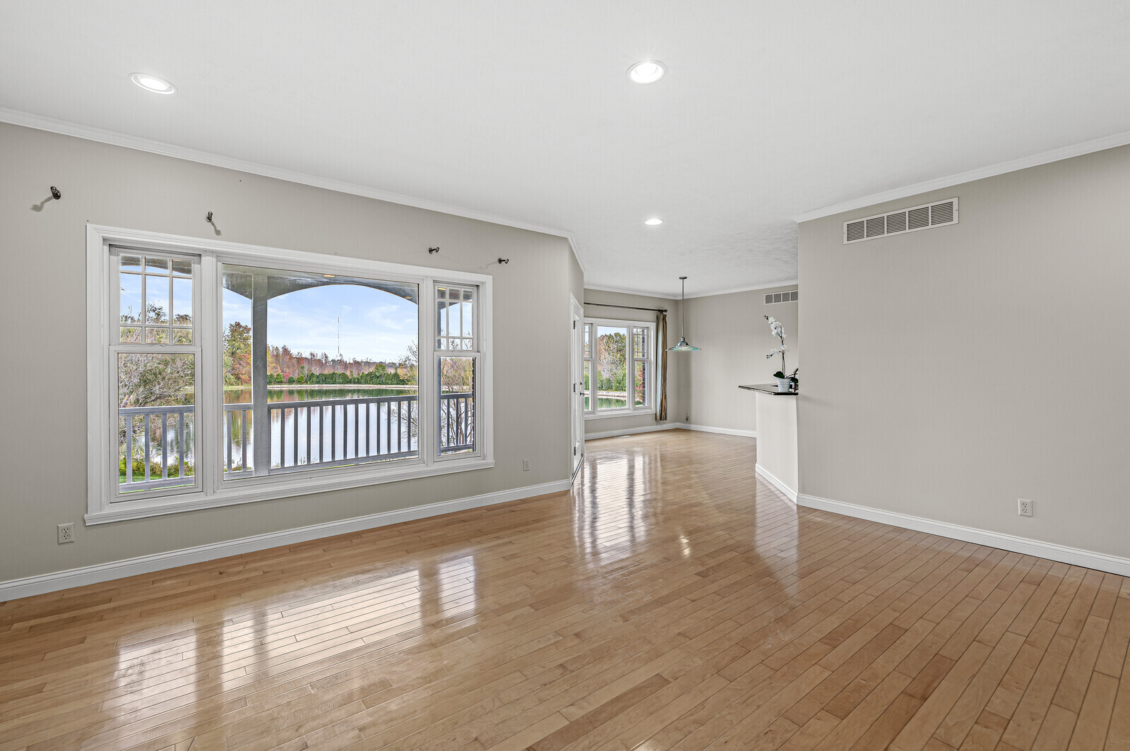 3364 Woodland Ridge Columbus, IN 47201 - Photo 15 of 60 Gallery Image 15