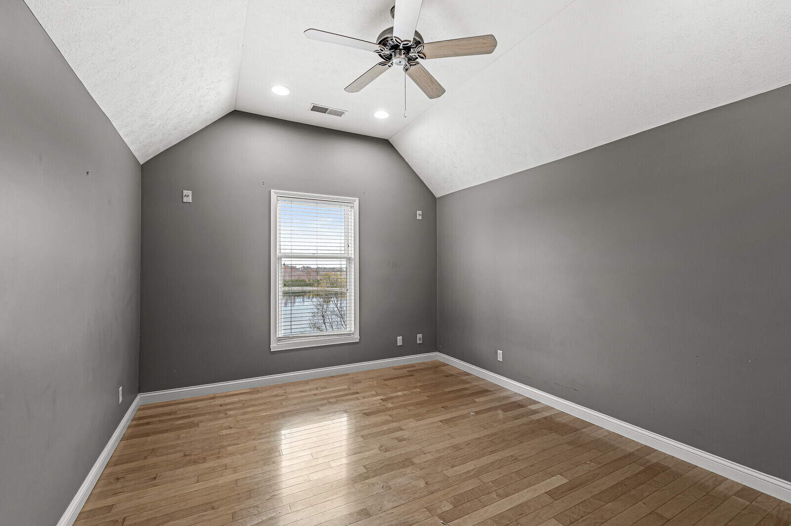 3364 Woodland Ridge Columbus, IN 47201 - Photo 44 of 60 Gallery Image 44