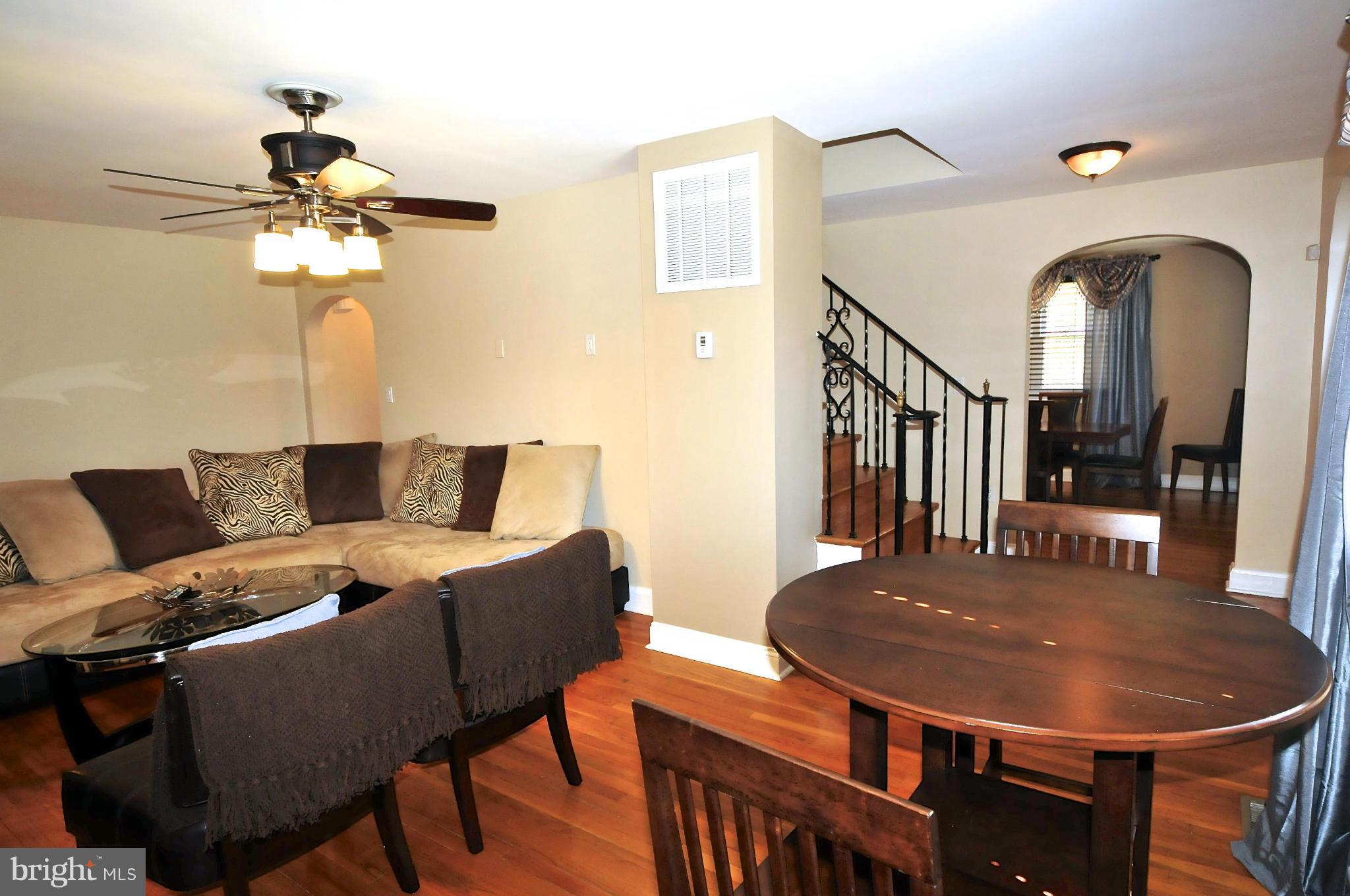 3404 Rosedale Road Baltimore, MD 21215 - Photo 6 of 19 Living Room