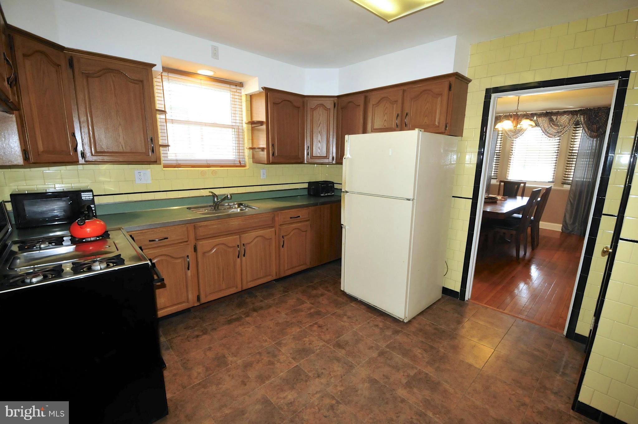 3404 Rosedale Road Baltimore, MD 21215 - Photo 9 of 19 Kitchen