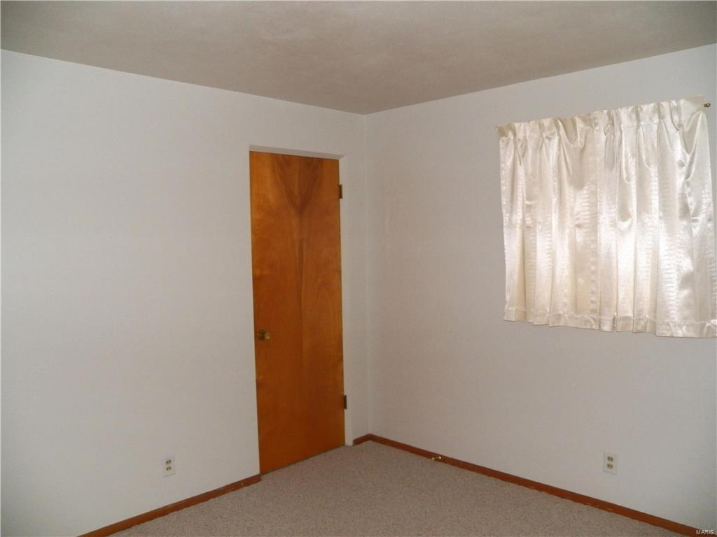 2538 Pontoon Road Granite City, IL 62040 - Photo 13 of 19 Gallery Image 13
