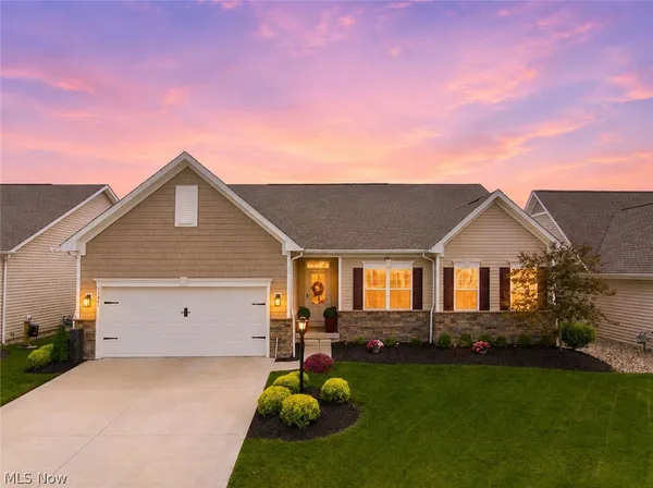 $544,500 | 34681 Legends Way, Grafton, OH 44044