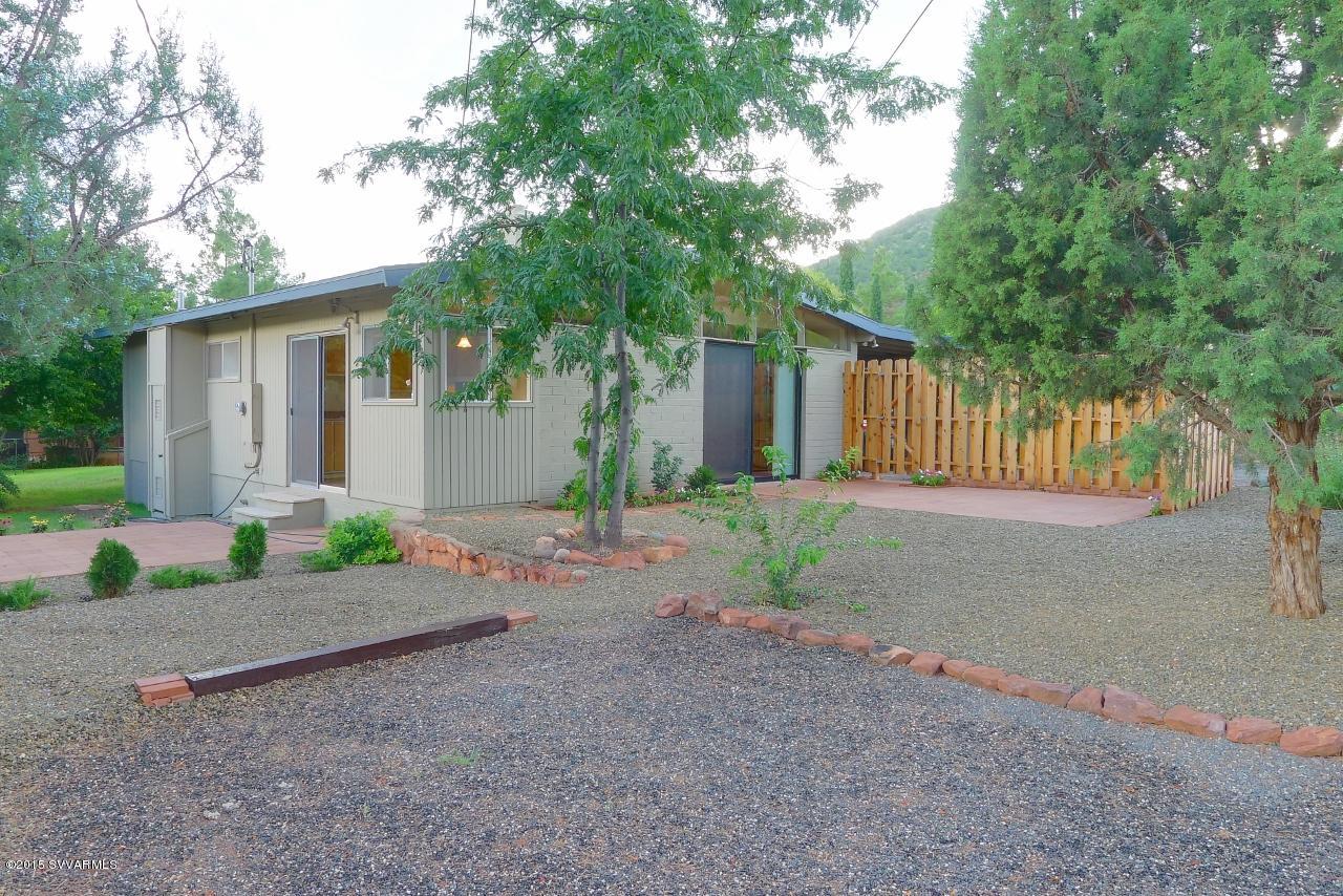 35 Prochnow Road Sedona, AZ 86336 - Photo 28 of 31 Front of home