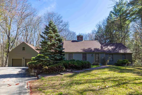 $1,000,000 | 214 Hopkins Green Road, Hopkinton, NH 03229