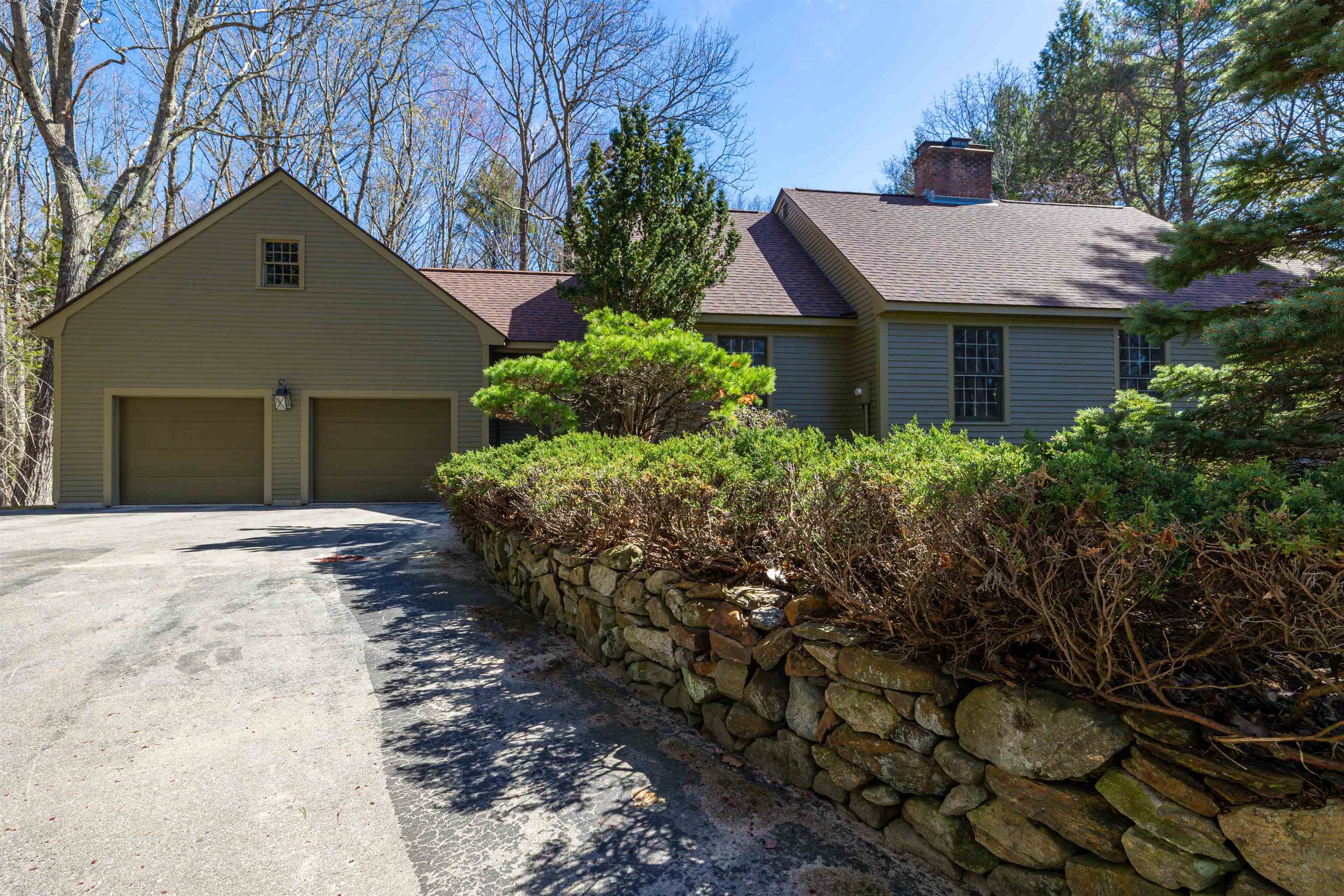 214 Hopkins Green Road Hopkinton, NH 03229 - Photo 2 of 56
