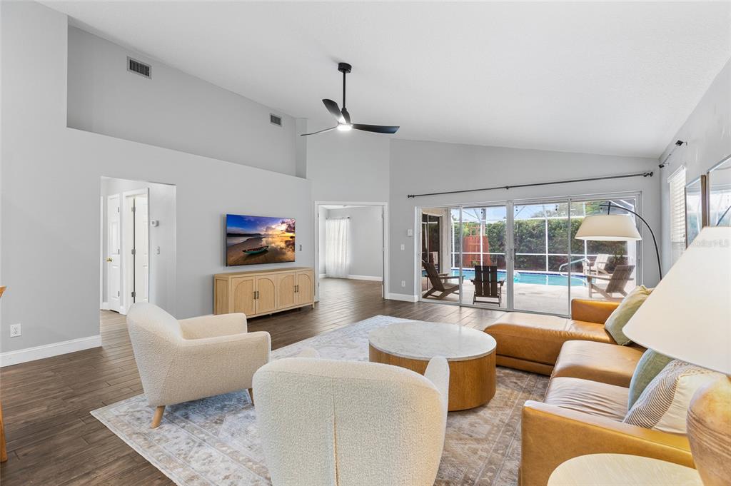 1702 Meadow Oak Lane Tarpon Springs, FL 34689 - Photo 5 of 48 Gallery Image 5