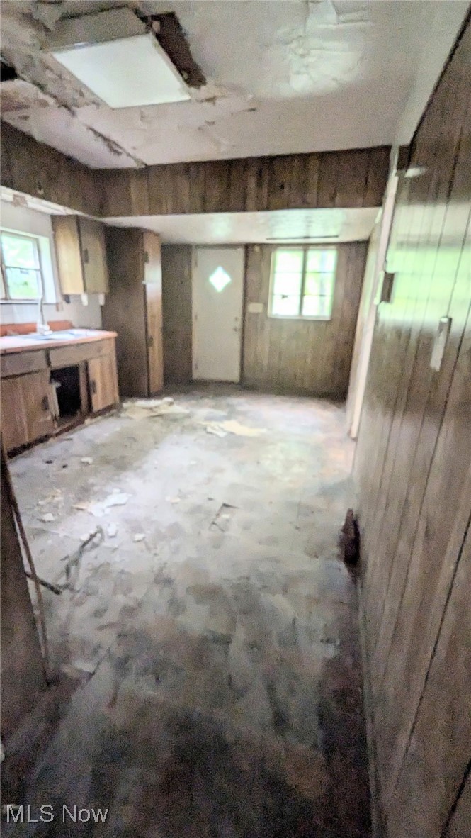 445 Cleveland Road Cleveland, OH 44108 - Photo 10 of 10 View of below grade area