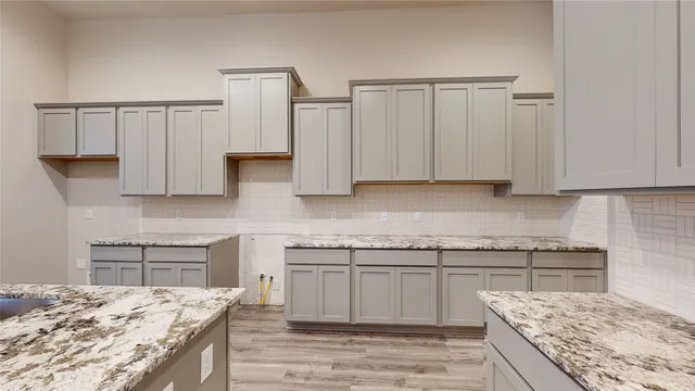 $395,370 | 2502 Shallow Lake Drive, Iowa Colony, TX 77583