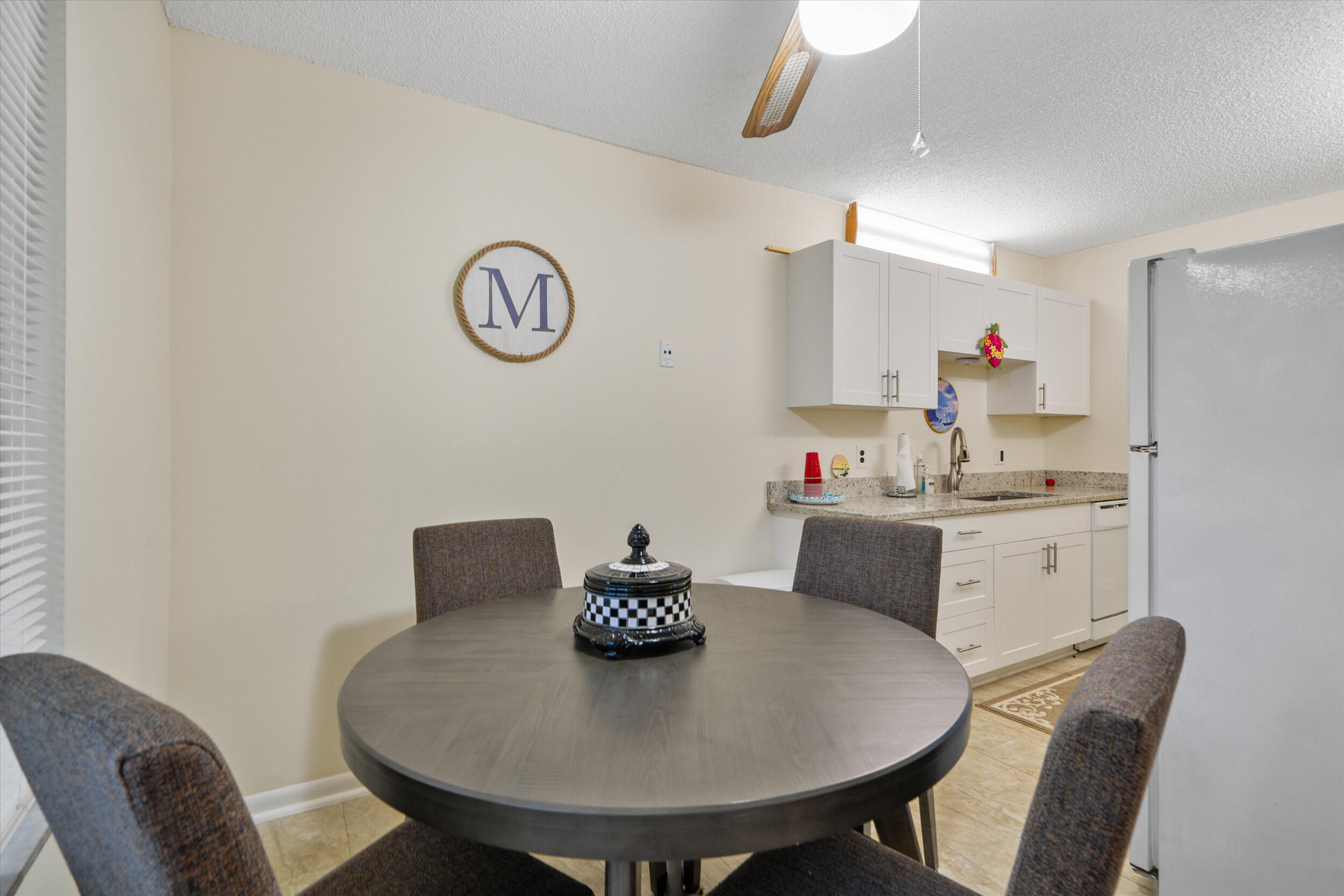 150 Pineview Road, Unit K3 Jupiter, FL 33469 - Photo 7 of 20 Dining Area
