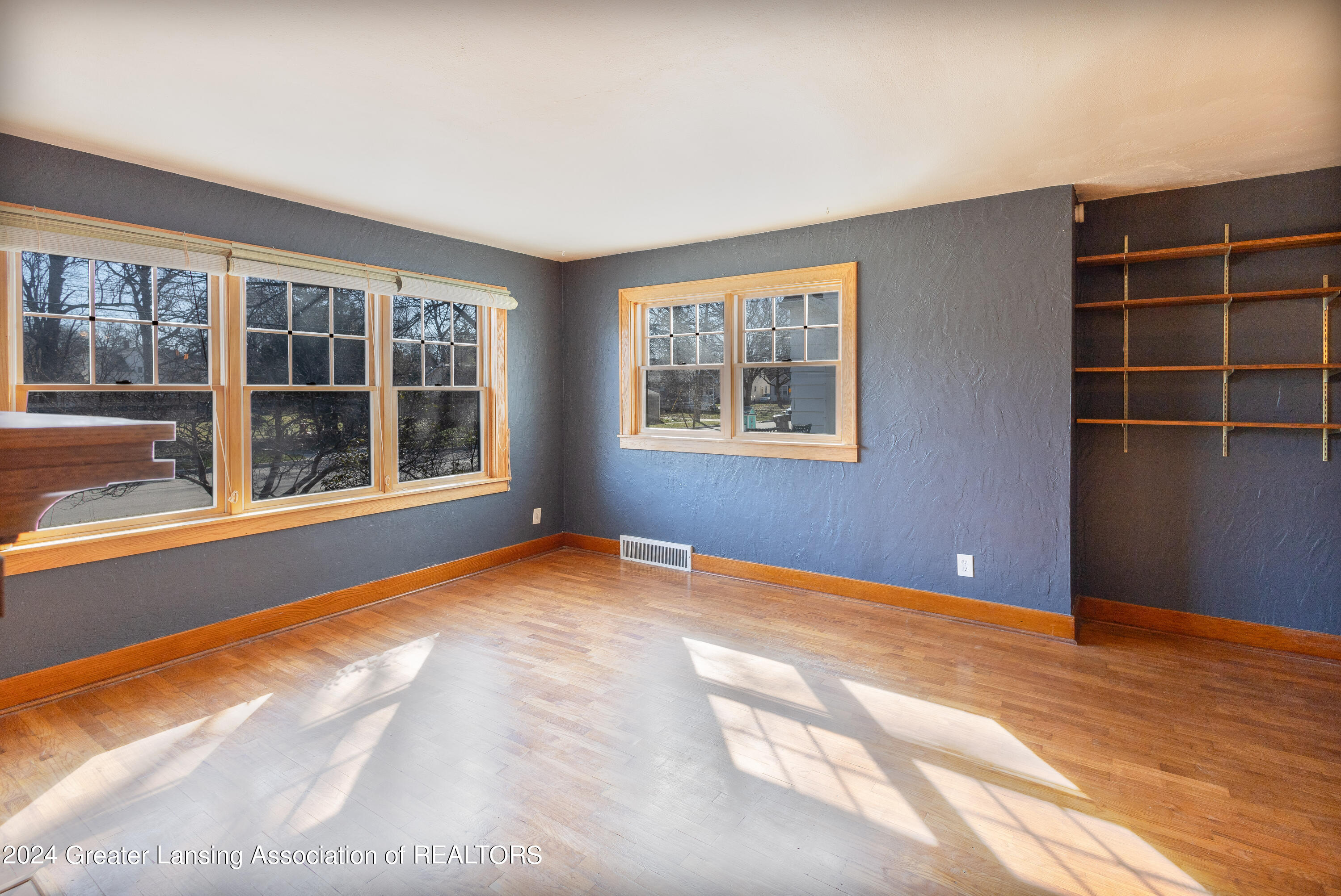 1712 South Rundle Avenue Lansing, MI 48910 - Photo 6 of 45 1712 Rundle-9