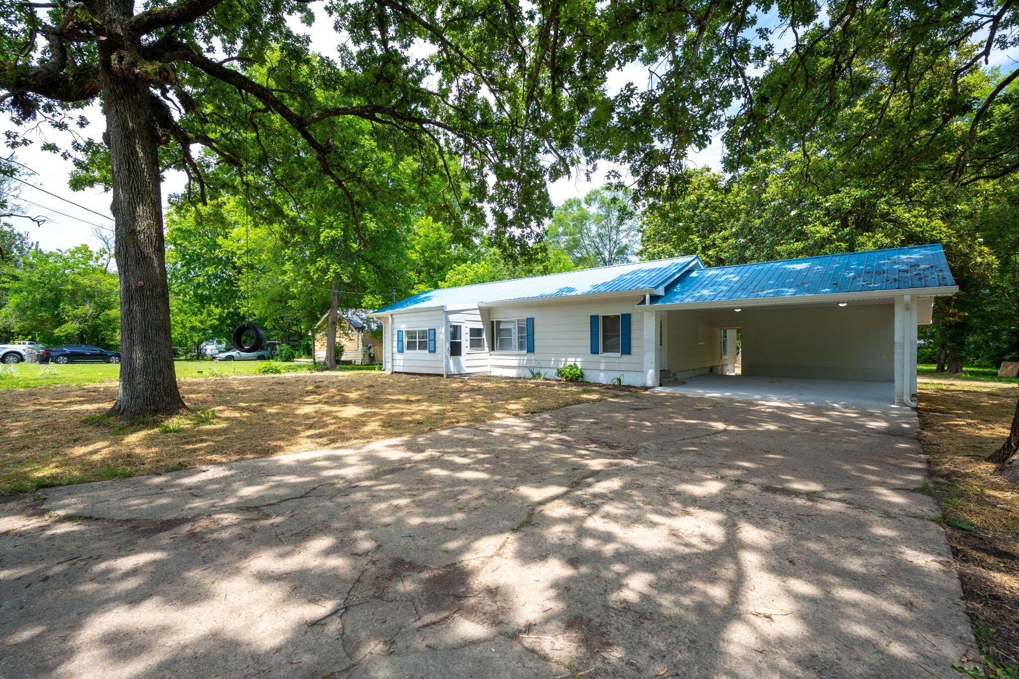 594 Prater Road Rossville, GA 30741 - Photo 1 of 36 FRONT