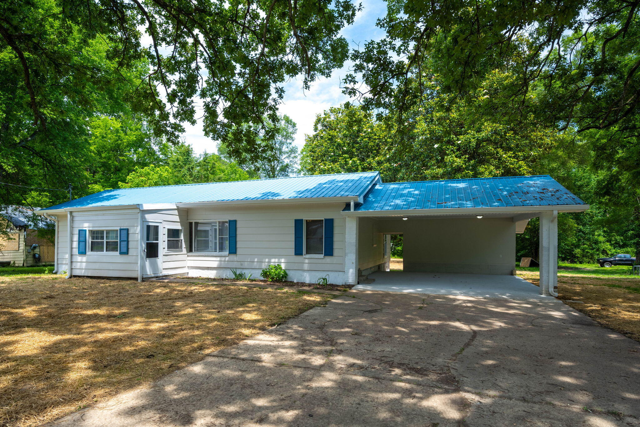 594 Prater Road Rossville, GA 30741 - Photo 2 of 36 FRONT