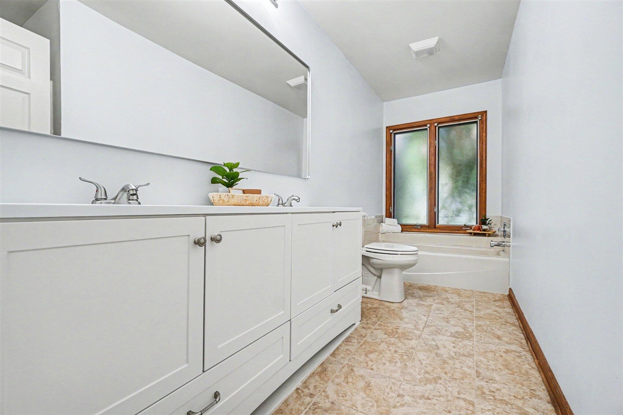 213 Raintree Circle, Unit 55 Kalamazoo, MI 49006 - Photo 20 of 32
