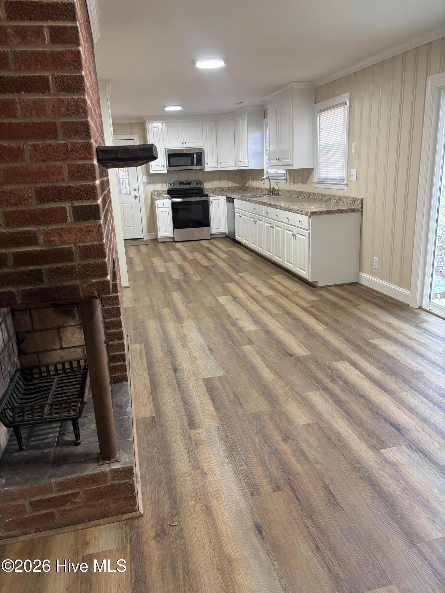 1606 Adams Street North Wilson, NC 27893 - Photo 7 of 25 6_Den