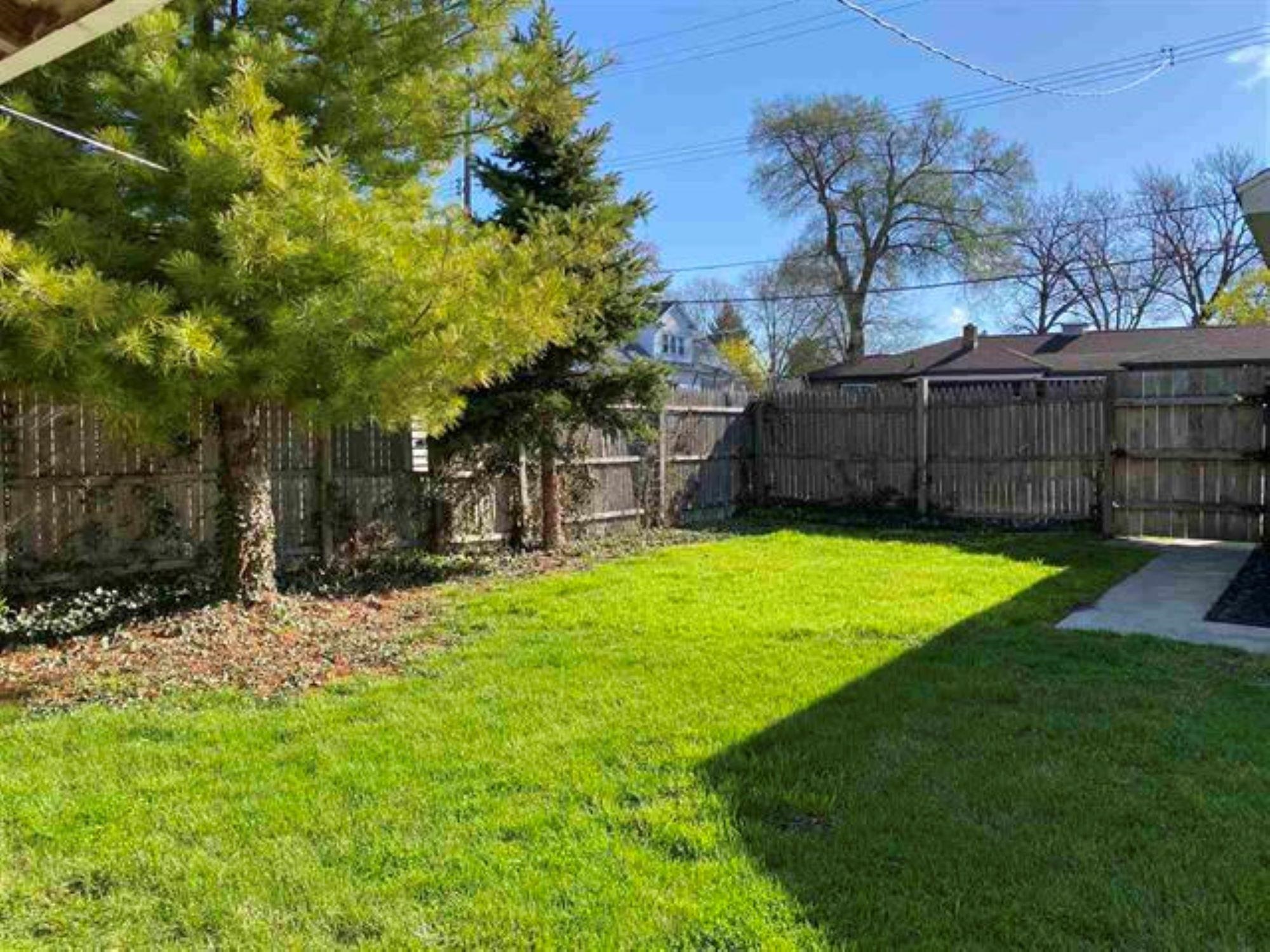 2017 Marsac Street Bay City, MI 48708 - Photo 12 of 15