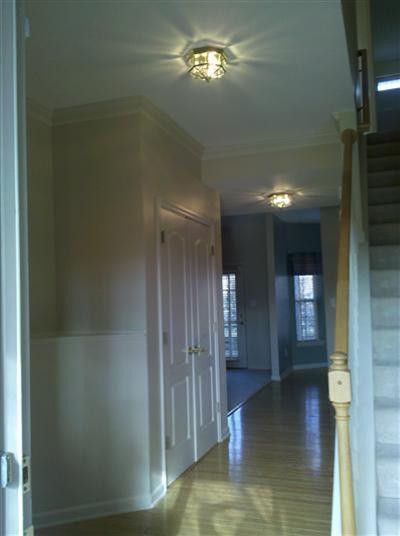 781 Laurel Hill Road Lexington, KY 40504 - Photo 3 of 38 Entrance leading to eat-in kitchen, grea