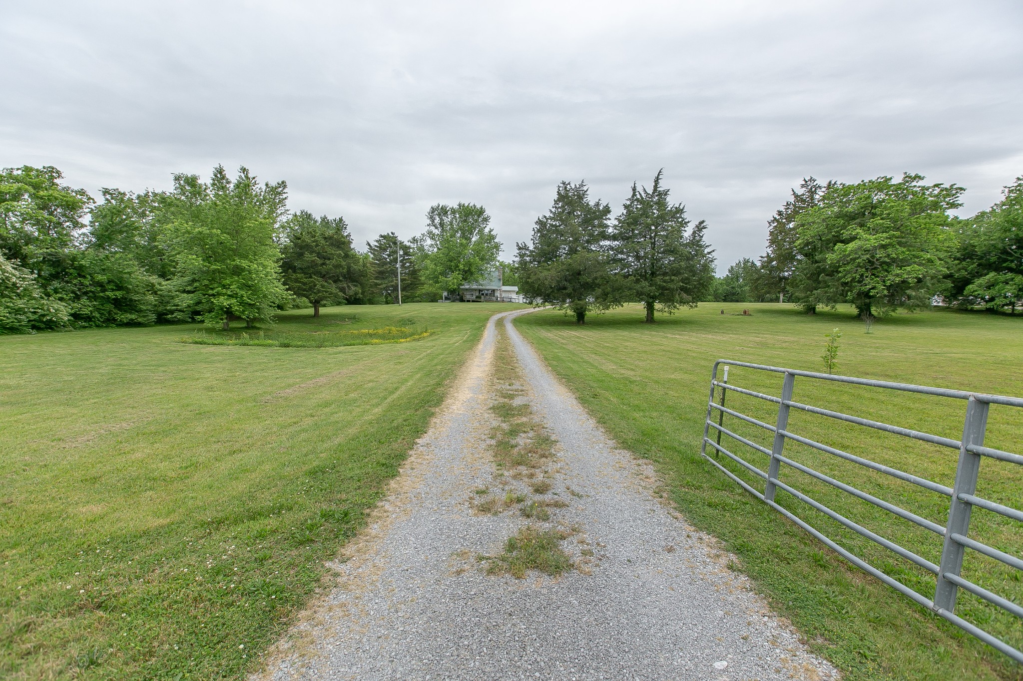 1215 Lawrence Road Murfreesboro, TN 37128 - Photo 10 of 49 Gallery Image 10