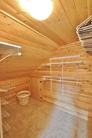 $309,900 | 550 Ohio Street, Bangor, ME 04401