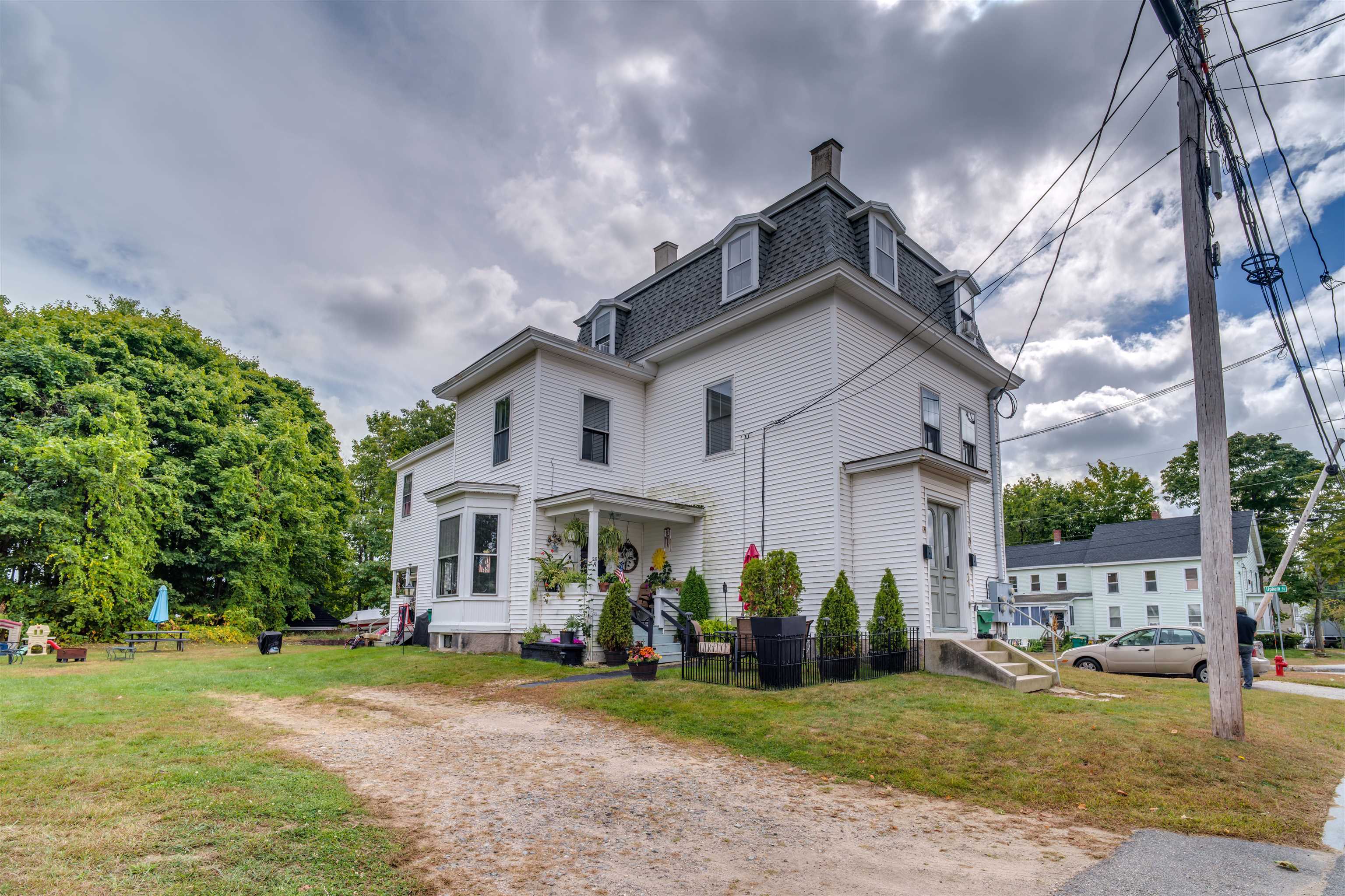 28 Knight Street Rochester, NH 03867 - Photo 1 of 37