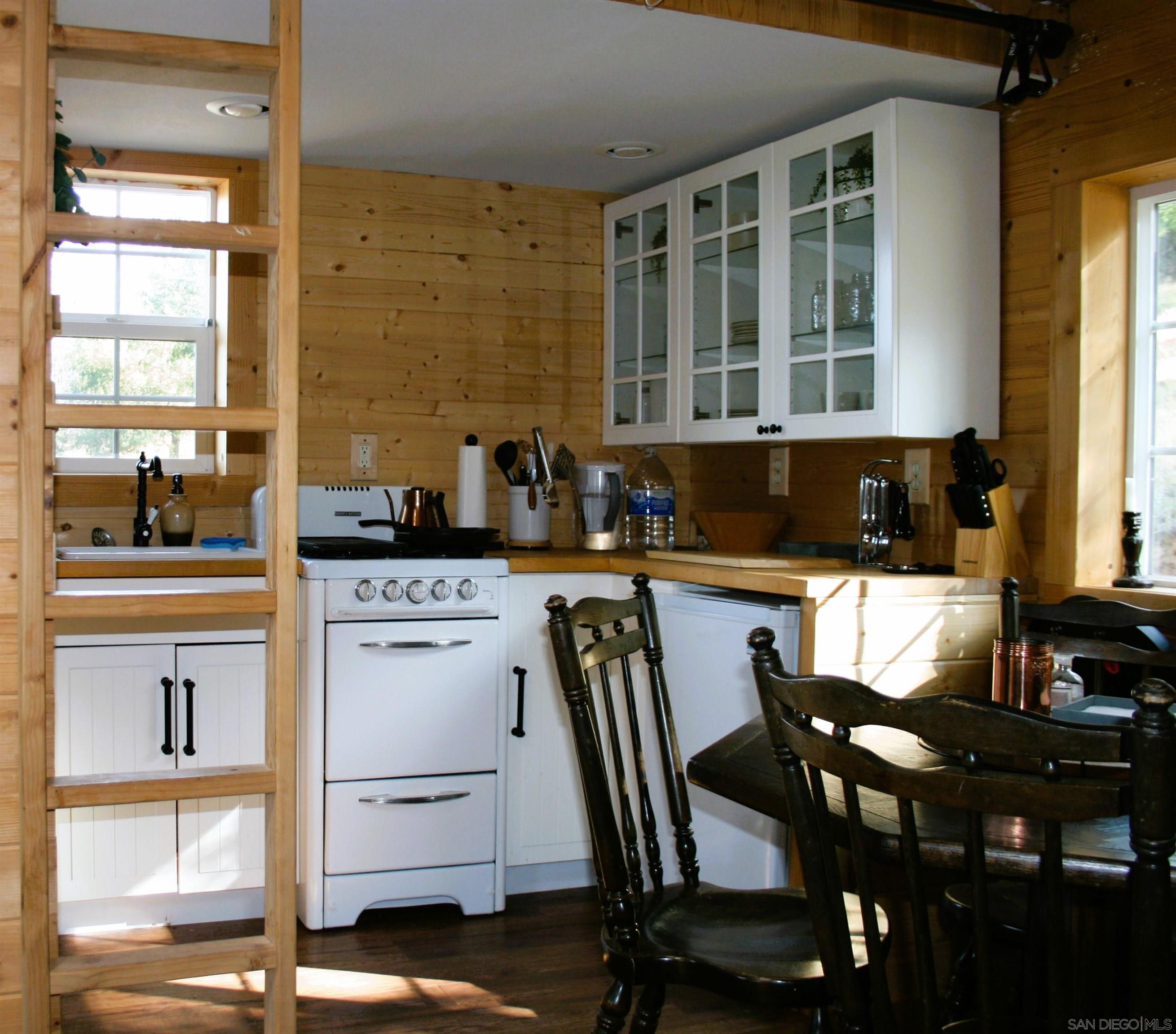 7711 Engineers Road Julian, CA 92036 - Photo 13 of 35 Gallery Image 13